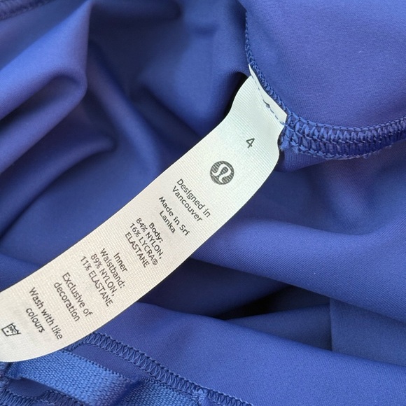 Lululemon biker shorts NEW - Picture 6 of 6